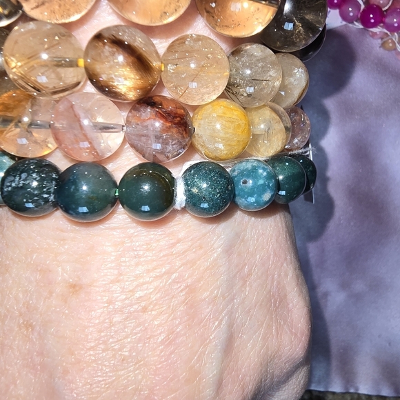 10mm Moss Agate Bracelet - Picture 6 of 9